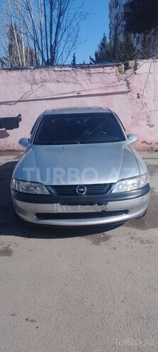 Opel Vectra 1997, 300,000 km - 1.8 l - Sumqayıt