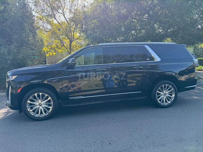 Cadillac Escalade-8