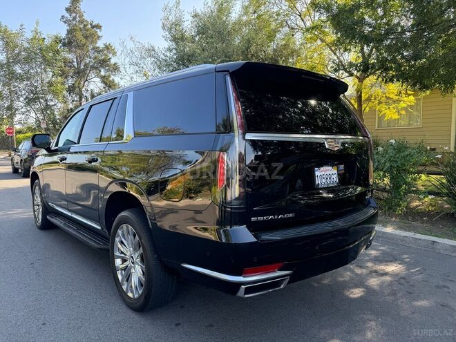 Cadillac Escalade-7