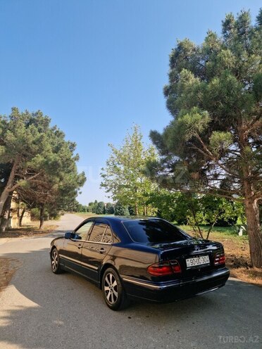 Mercedes E 220 d 2000, 385,000 km - 2.2 л - Bakı