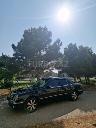 Mercedes E 220 d 2000, 385,000 km - 2.2 л - Bakı