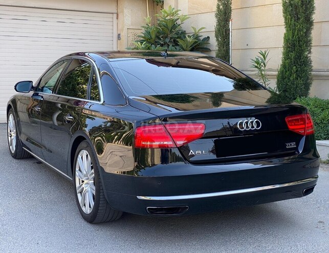Audi A8 2014, 170,000 km - 4.0 l - Bakı