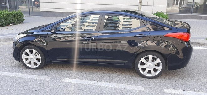 Hyundai Elantra 2011, 156,900 km - 1.8 l - Bakı