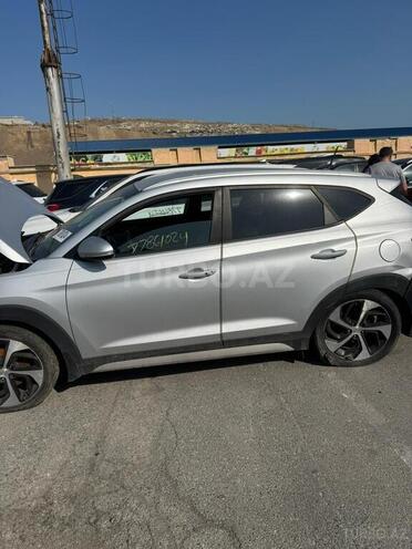 Hyundai Tucson 2017, 203,000 km - 2.0 l - Bakı