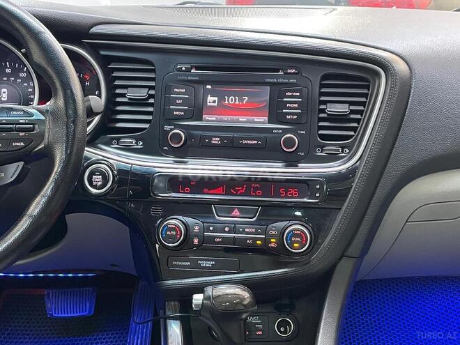 Kia Optima-16