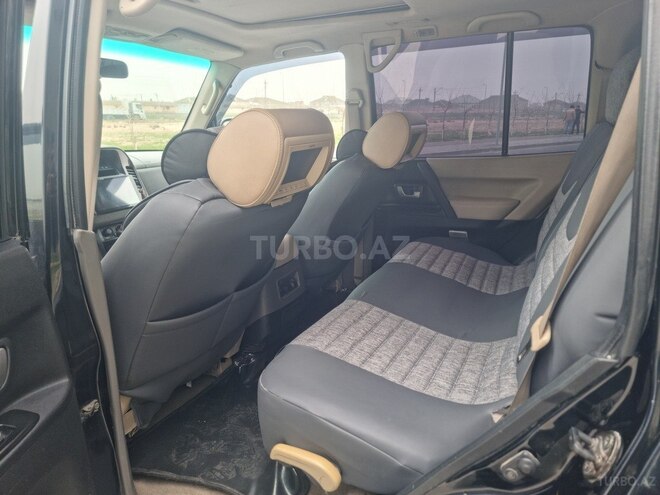 Mitsubishi Pajero 2006, 182,000 km - 3.0 l - Bakı