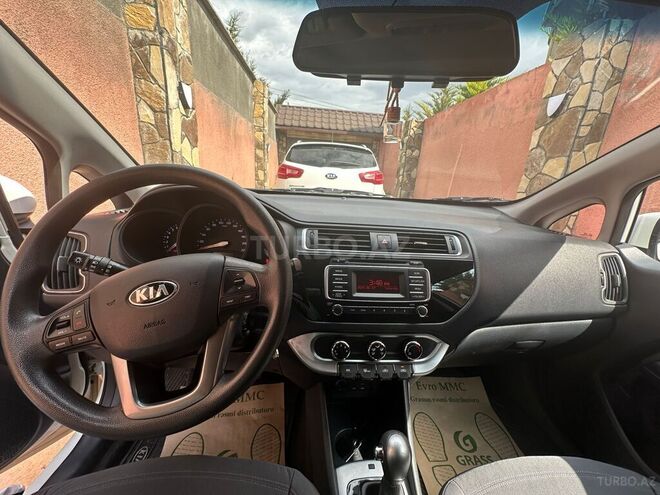 Kia Rio 2015, 70,200 km - 1.4 л - Bakı