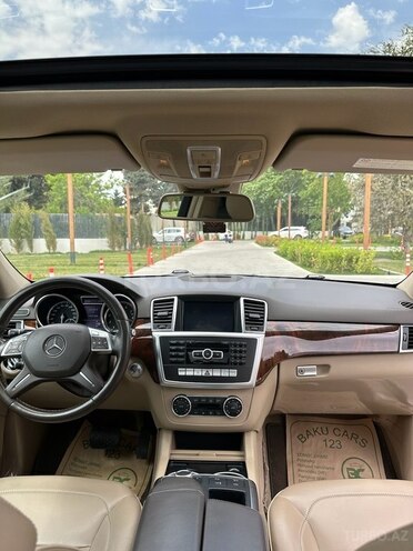 Mercedes ML 350 4MATIC 2012, 144,000 km - 3.5 л - Bakı