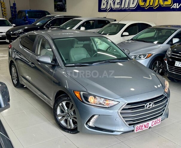 Hyundai Elantra-19