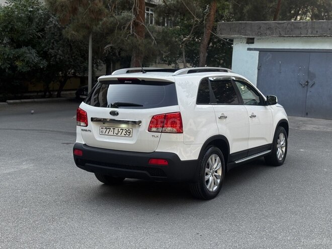 Kia Sorento 2011, 256,046 km - 2.0 l - Bakı