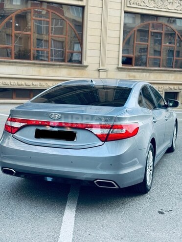 Hyundai Grandeur 2015, 256,000 km - 2.2 l - Bakı