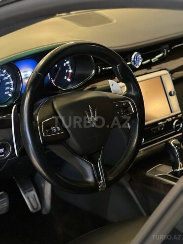 Maserati Quattroporte-7