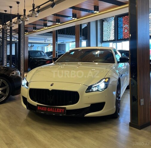 Maserati Quattroporte-4