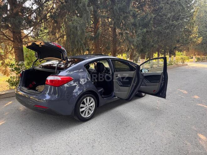 Kia Cerato 2013, 336,200 km - 1.6 l - Şabran