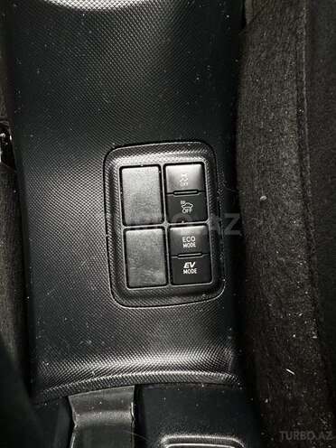 Toyota Aqua 2017, 104,000 km - 1.5 l - Bakı
