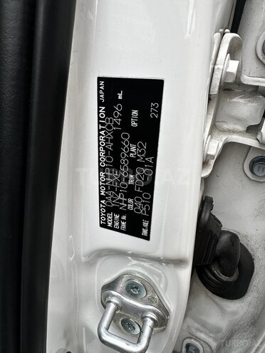 Toyota Aqua 2017, 104,000 km - 1.5 l - Bakı