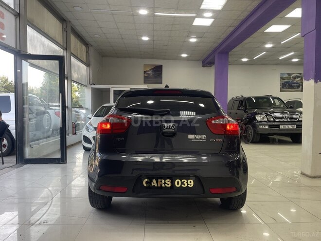 Kia Rio-11