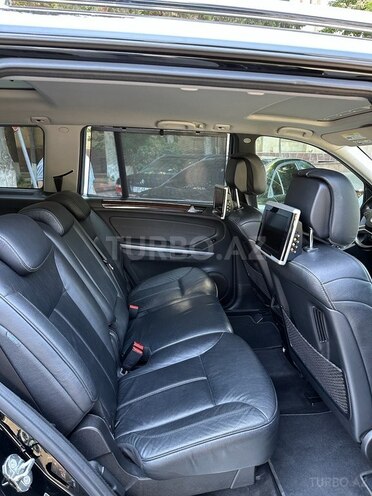 Mercedes GL 450 4MATIC 2011, 122,000 km - 4.7 л - Bakı