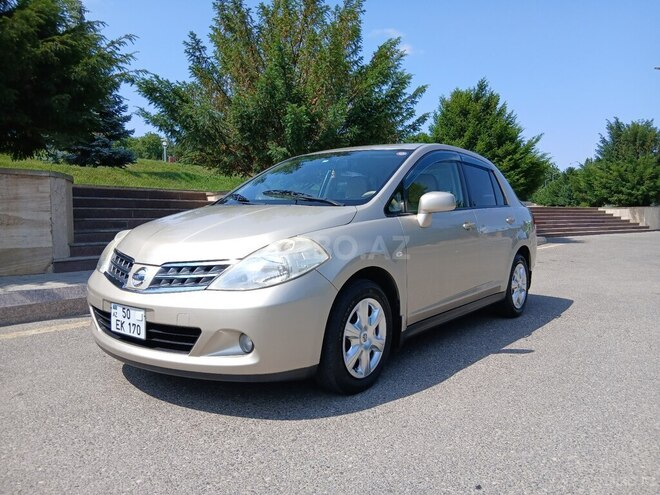 Nissan Tiida-8