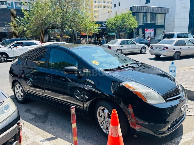 Toyota Prius-2