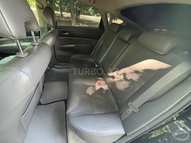 Toyota Prius-13