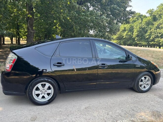 Toyota Prius-6