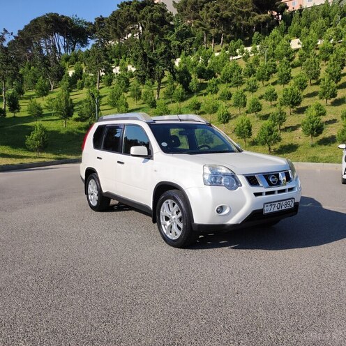 Nissan X-Trail 2015, 25,000 km - 2.5 l - Bakı