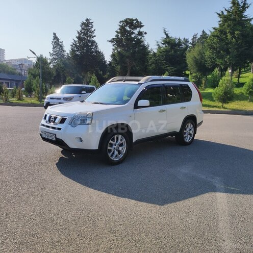 Nissan X-Trail 2015, 25,000 km - 2.5 l - Bakı