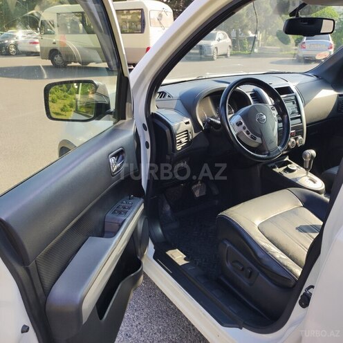 Nissan X-Trail 2015, 25,000 km - 2.5 l - Bakı