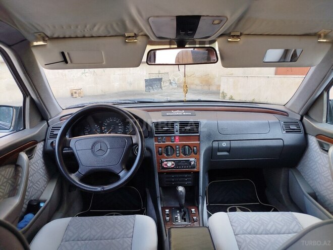 Mercedes C 200 1995, 297,000 km - 2.0 l - Bakı
