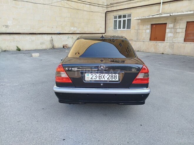 Mercedes C 200 1995, 297,000 km - 2.0 l - Bakı