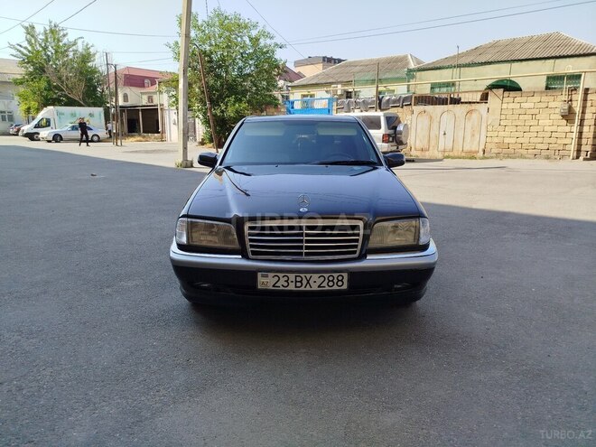 Mercedes C 200 1995, 297,000 km - 2.0 l - Bakı