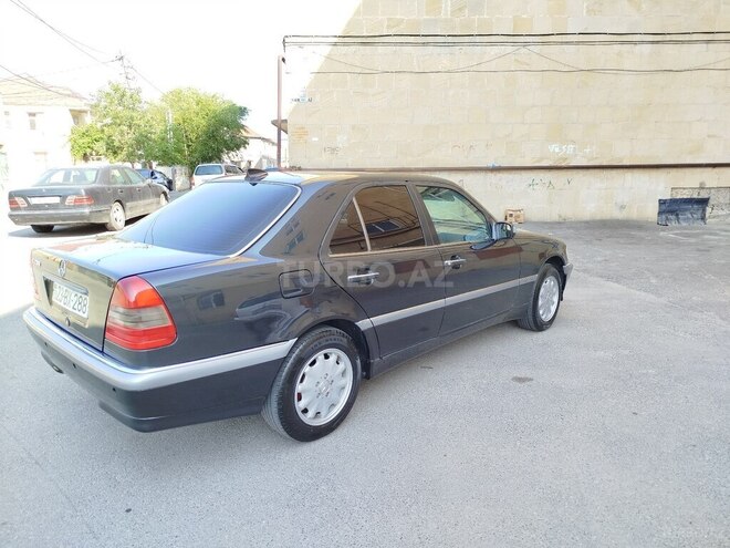 Mercedes C 200 1995, 297,000 km - 2.0 l - Bakı