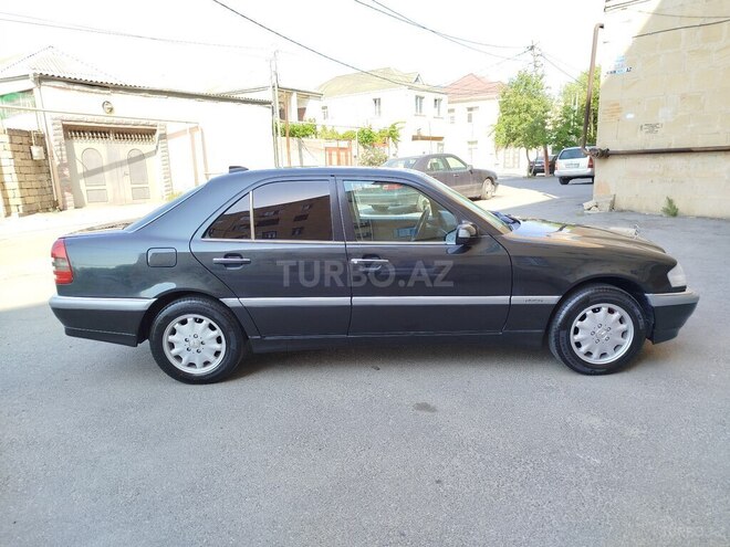 Mercedes C 200 1995, 297,000 km - 2.0 l - Bakı