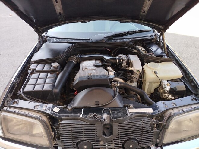 Mercedes C 200 1995, 297,000 km - 2.0 l - Bakı