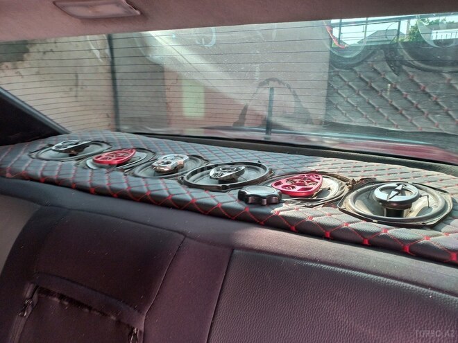 Mercedes E 220 1993, 198,220 km - 2.2 л - Bakı
