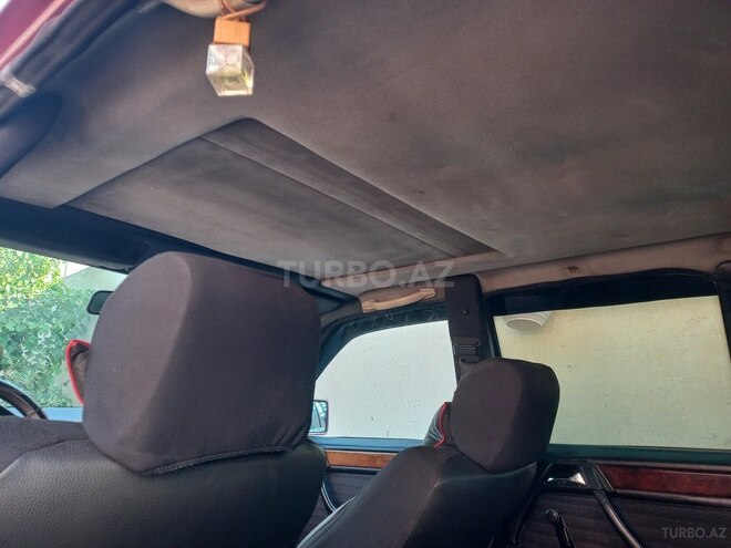 Mercedes E 220 1993, 198,220 km - 2.2 л - Bakı