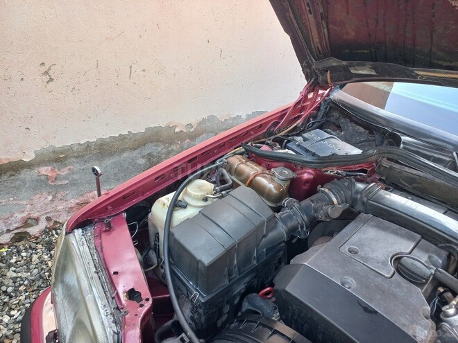Mercedes E 220 1993, 198,220 km - 2.2 л - Bakı