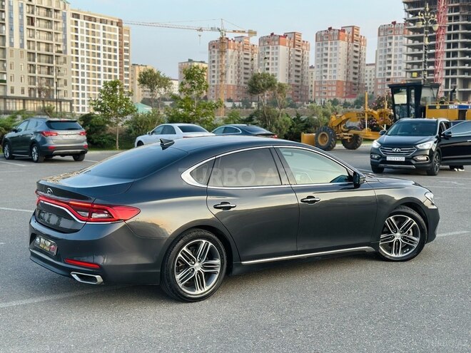 Hyundai Grandeur-3