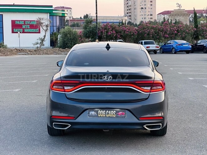 Hyundai Grandeur-24