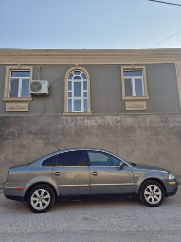 Volkswagen Passat 2002, 355,000 km - 1.8 l - Bakı