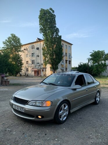 Opel Vectra 2001, 390,000 km - 2.0 l - Masallı