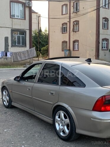 Opel Vectra 2001, 390,000 km - 2.0 l - Masallı