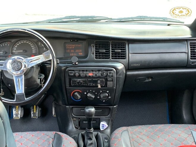 Opel Vectra 2001, 390,000 km - 2.0 l - Masallı