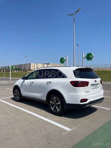 Kia Sorento-4