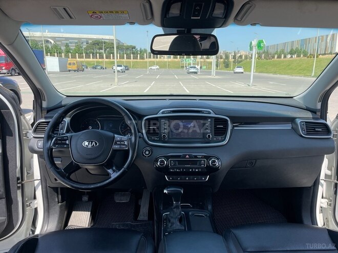 Kia Sorento-5