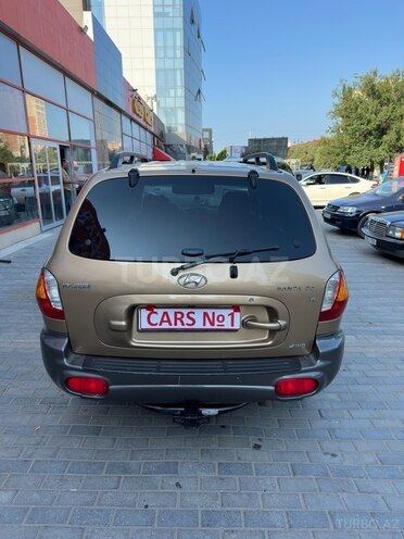 Hyundai Santa Fe-6