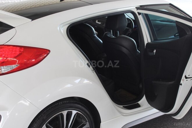 Hyundai Veloster 2015, 150,796 km - 1.6 l - Bakı