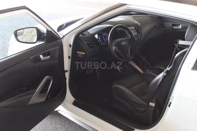 Hyundai Veloster 2015, 150,796 km - 1.6 l - Bakı