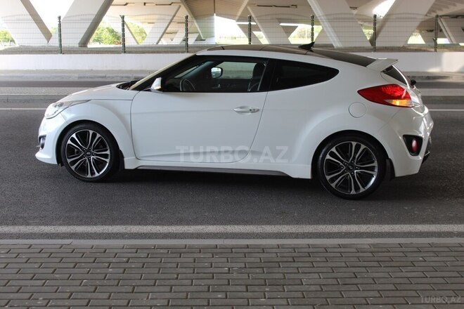 Hyundai Veloster 2015, 150,796 km - 1.6 l - Bakı